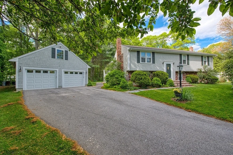 Unit for sale at 25 Laurie Cir, Bridgewater, MA 02324