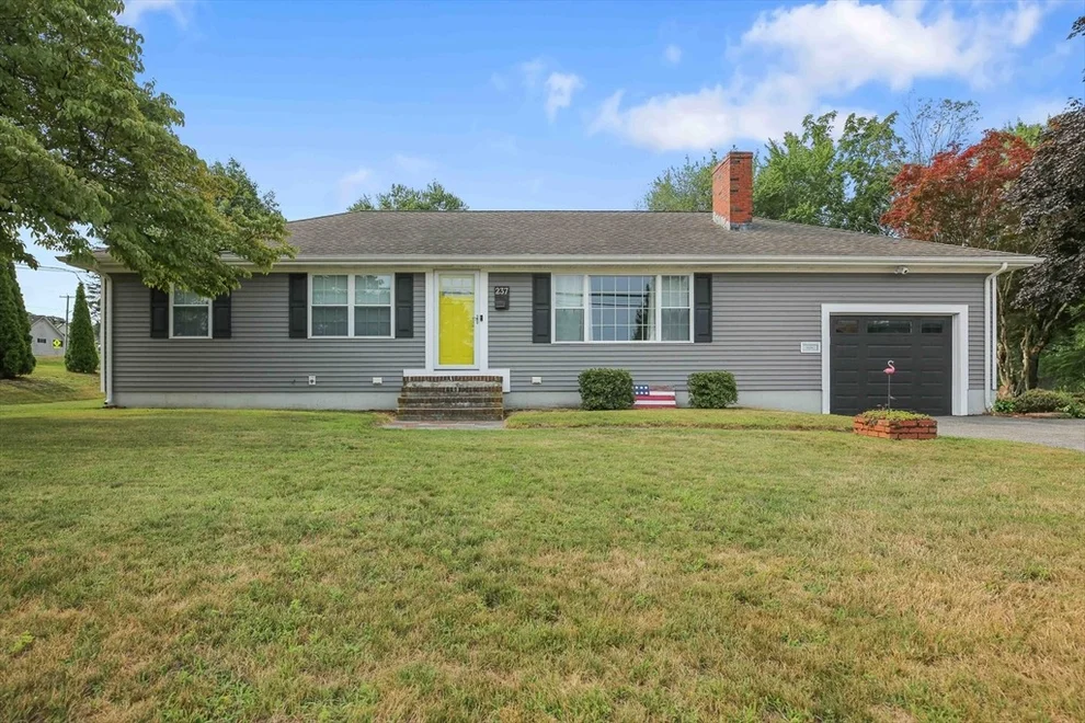 Unit for sale at 237 Hildreth St, Marlborough, MA 01752