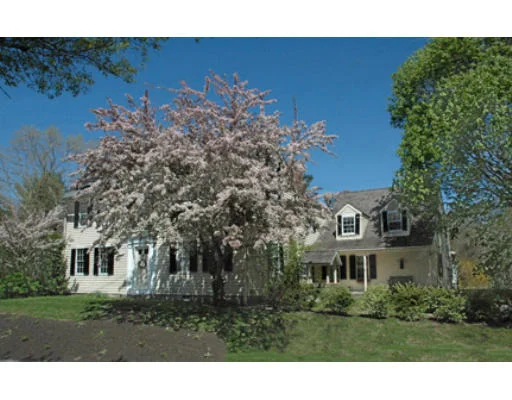 Unit for sale at 761 Main, Norwell, MA 02061
