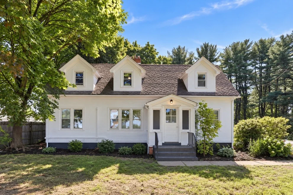 Unit for sale at 814 College Hwy, Southwick, MA 01077