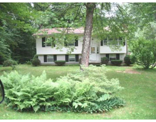 Unit for sale at 8 North Drive, Sturbridge, MA 01566