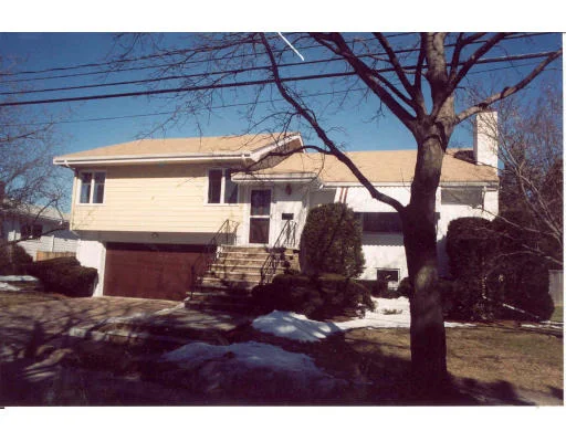 Unit for sale at 42 Cornell Road, Marblehead, MA 01945