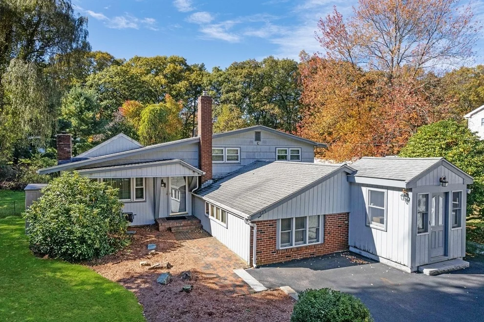 Unit for sale at 625 Norfolk St, Holliston, MA 01746