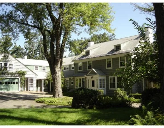 Unit for sale at 88 Marshall Street, Leicester, MA 01524