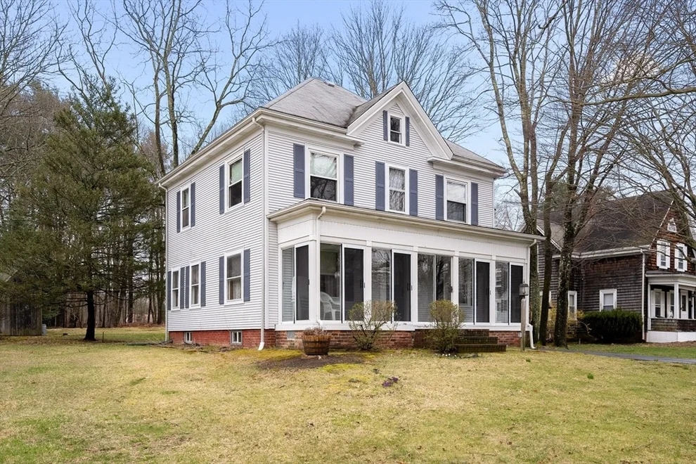 Unit for sale at 152 Center St, Bridgewater, MA 02324