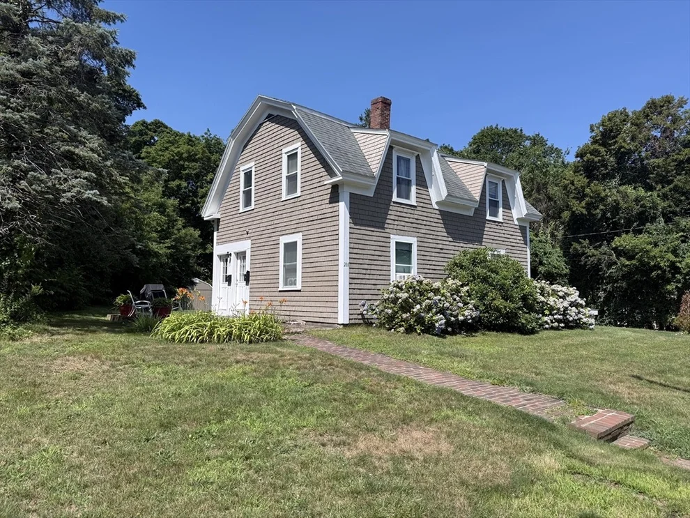 Unit for sale at 210 Court St, Plymouth, MA 02360