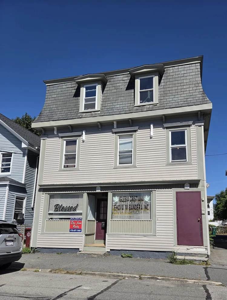 Unit for sale at 63-65 Lakeview, Lowell, MA 01850