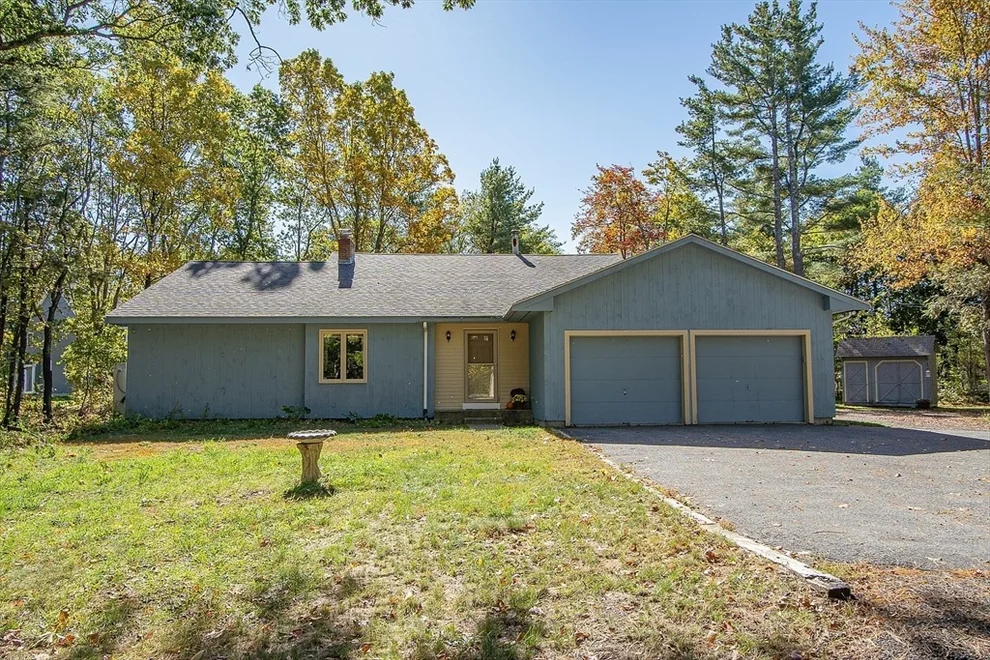 Unit for sale at 45 Meetinghouse Hill Road, Sterling, MA 01564
