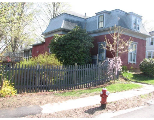 Unit for sale at 16 Carpenter, Amesbury, MA 01913