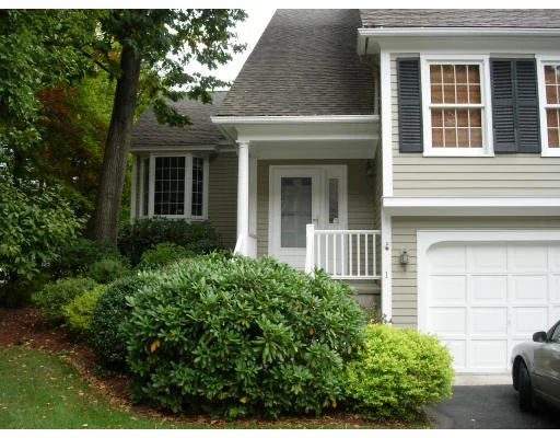 Unit for sale at 1 Shady Brook, West Springfield, MA 01089