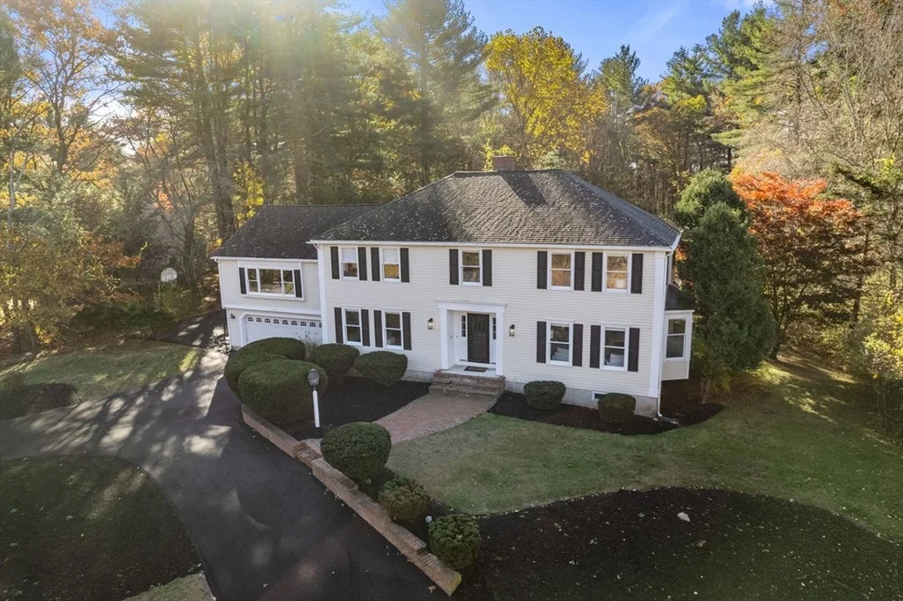 Unit for sale at 23 Bubbling Brook Rd, Walpole, MA 02081