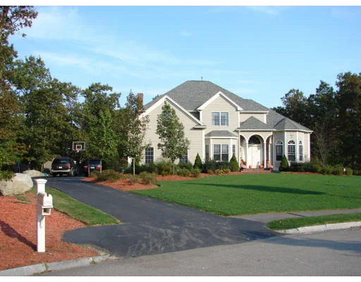 Unit for sale at 83 Colonial Dr, Mansfield, MA 02048
