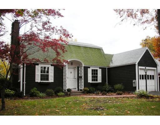 Unit for sale at 11 Hawthorn Road, Hingham, MA 02043