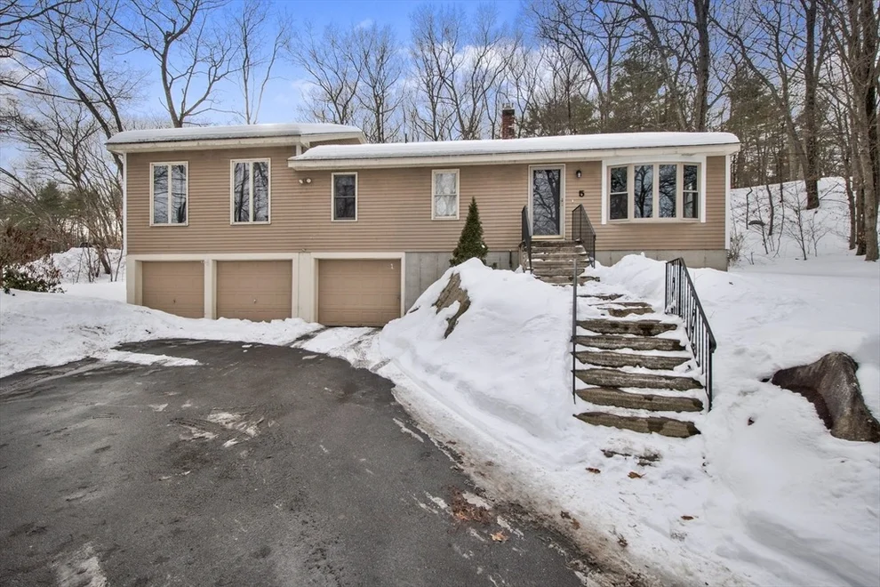 Unit for sale at 5 S Main St, Northbridge, MA 01534