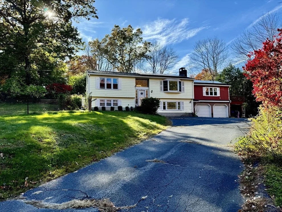 Unit for sale at 290 Bolton Station Rd, Lancaster, MA 01523