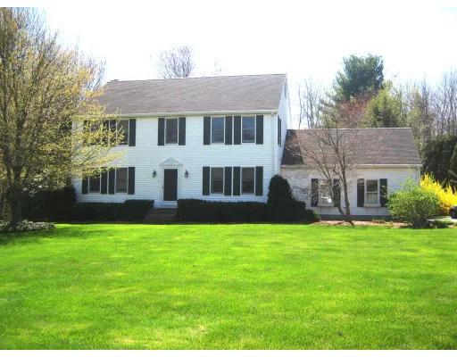 Unit for sale at 3 Olde Stonebridge Path, Westborough, MA 01581
