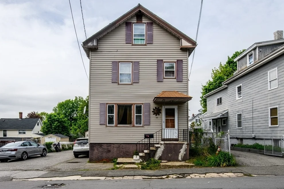 Unit for sale at 65 5th Ave, Haverhill, MA 01830