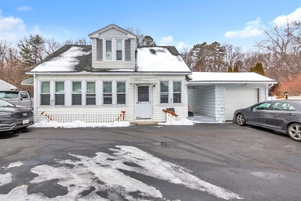 Unit for sale at 132 Franklin St, Agawam, MA 01030