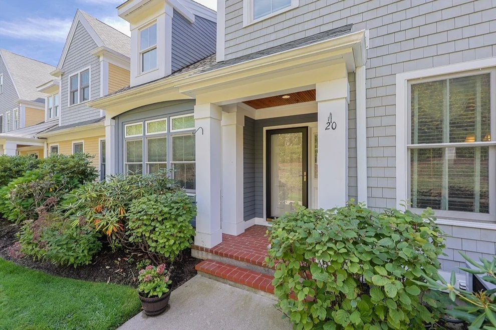 Unit for sale at 20 Newland St, Norton, MA 02766