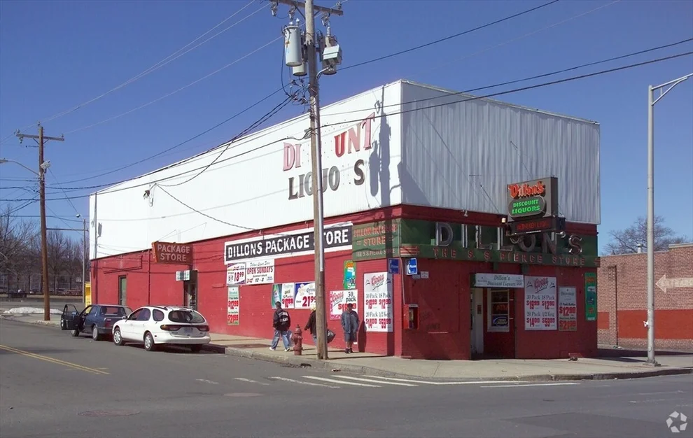 Unit for sale at 589 High St, Holyoke, MA 01040