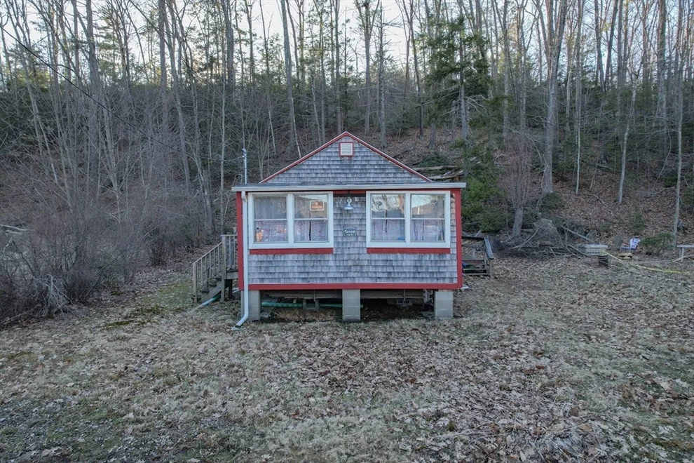 Unit for sale at 7 Chaffee Rd, Holland, MA 01521