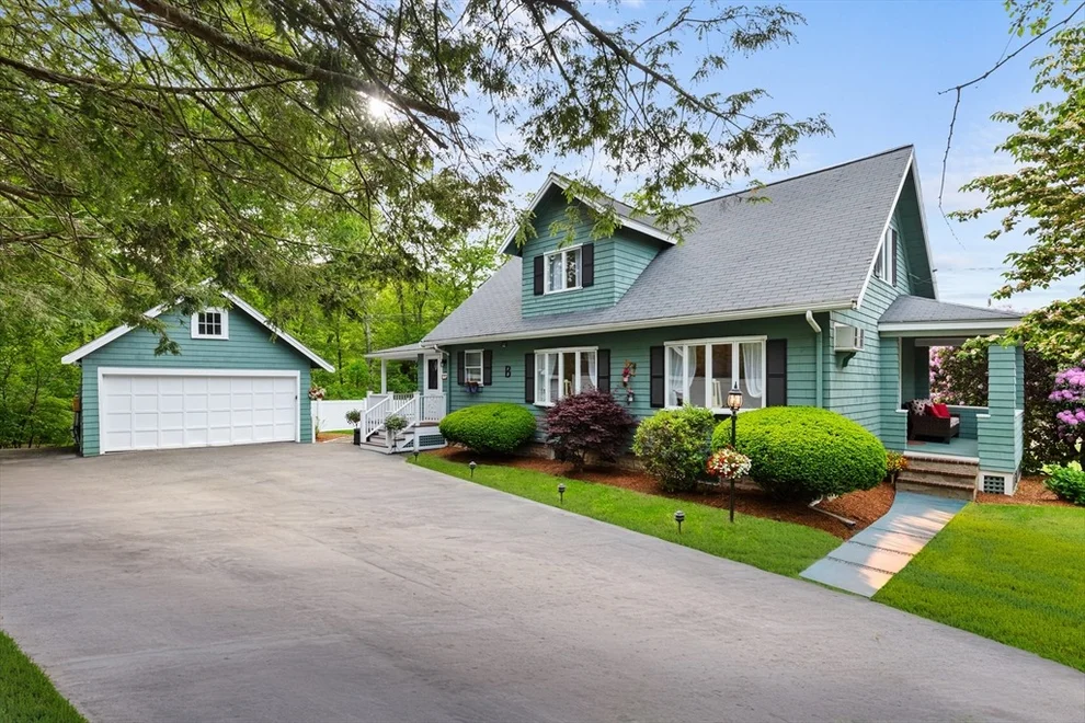 Unit for sale at 500 Lowell Street, Lexington, MA 02420