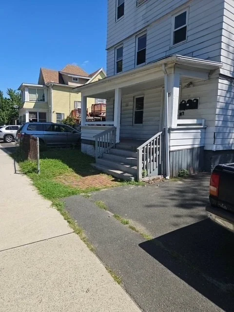 Unit for sale at 335 Oakland St, Springfield, MA 01108