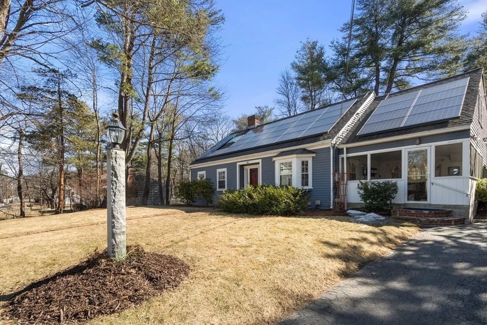 Unit for sale at 402 Central St, Framingham, MA 01701
