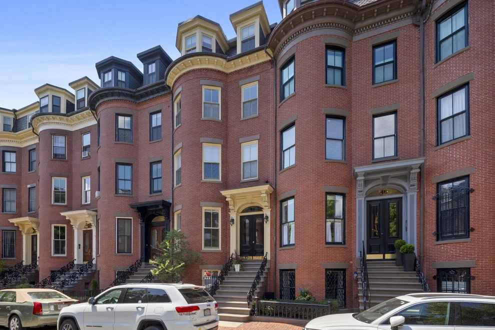 Unit for sale at 44 Rutland Sq, Boston, MA 02118