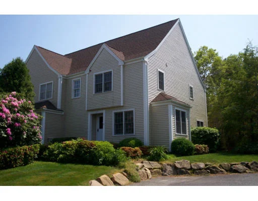 Unit for sale at 17 Hampton Ct, Mashpee, MA 02649