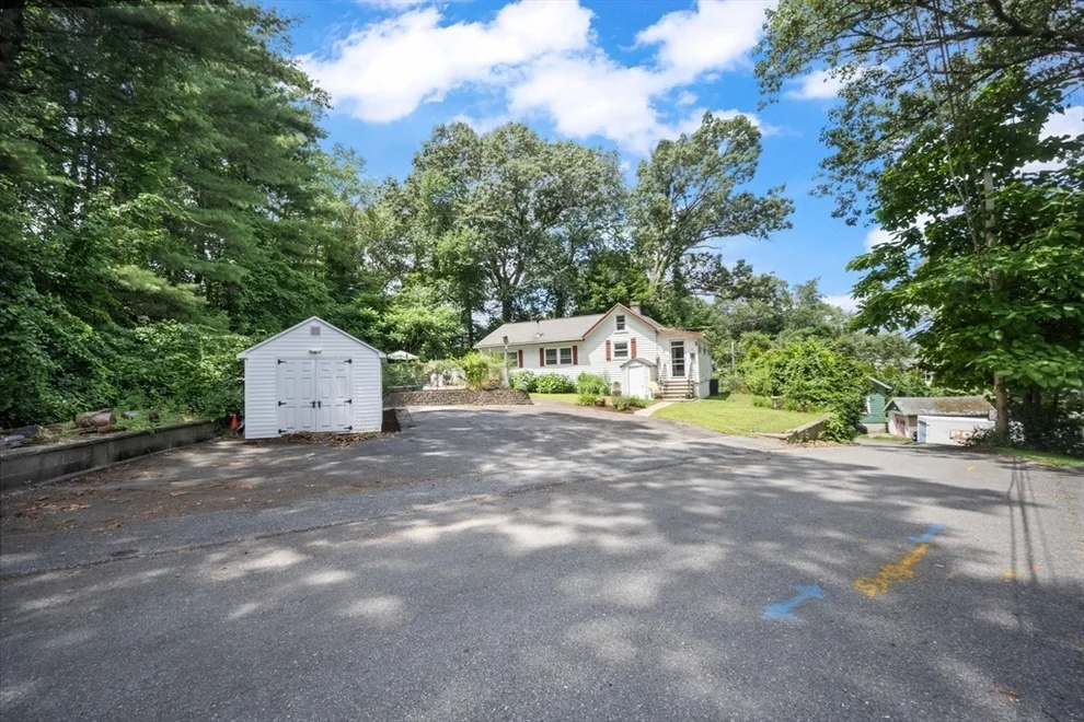 Unit for sale at 4 Bay Ridge Road, Auburn, MA 01501