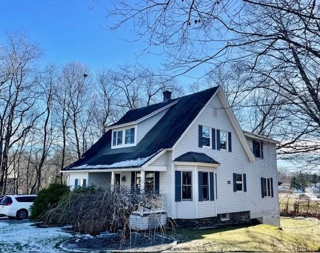 Unit for sale at 191 Boyce St, Auburn, MA 01501