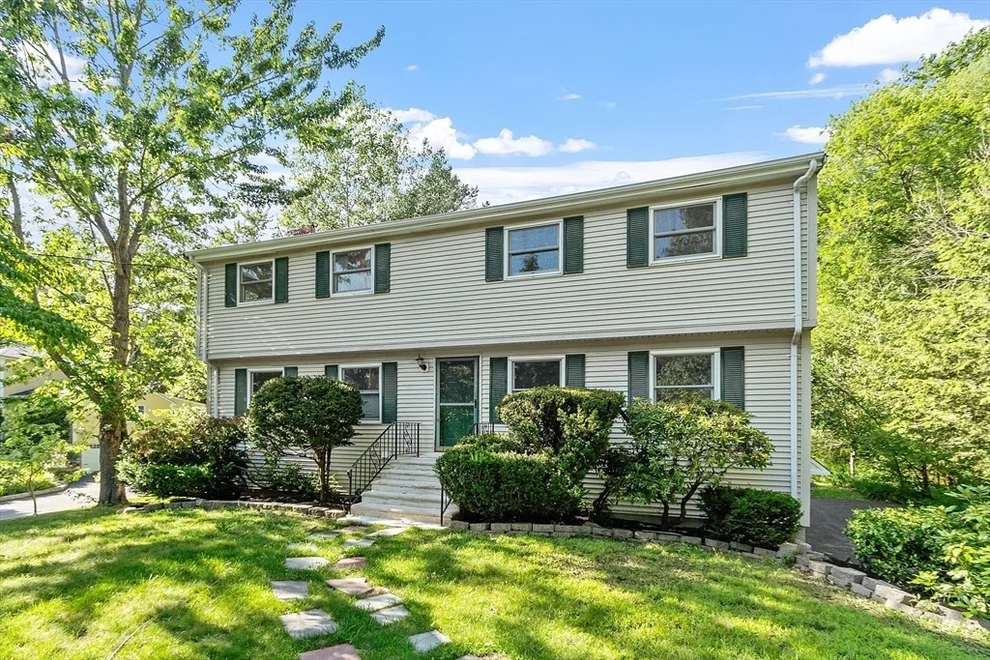 Unit for sale at 1 Sheffield Circle, Andover, MA 01810