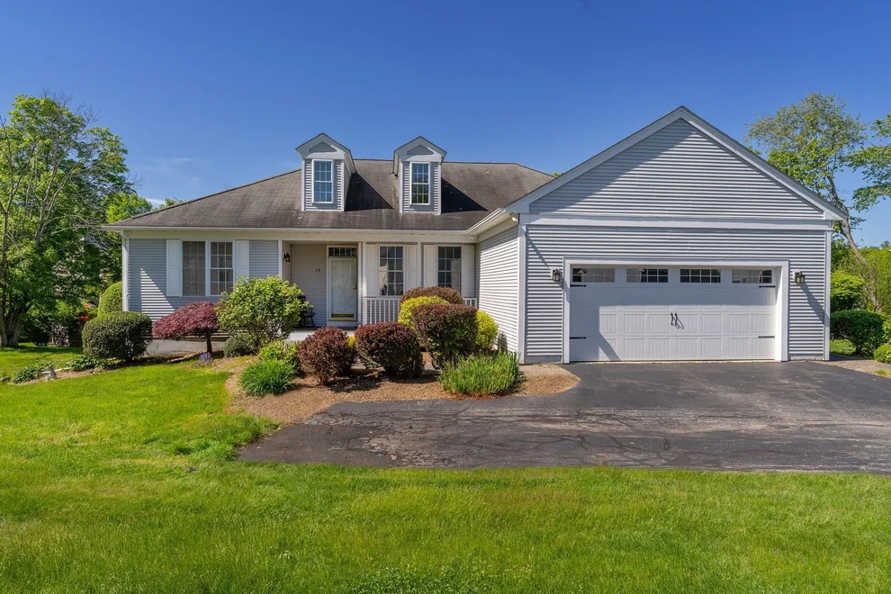 Unit for sale at 14 Rosewood Drive, Haverhill, MA 01832