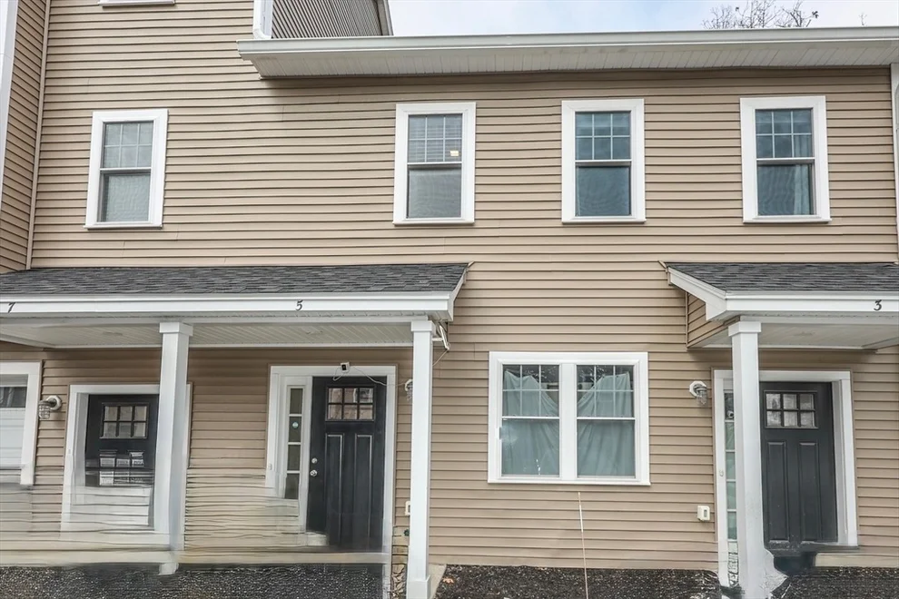 Unit for sale at 7 Gorham St, Chelmsford, MA 01824