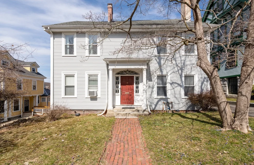 Unit for sale at 36 Cedar St, Worcester, MA 01609