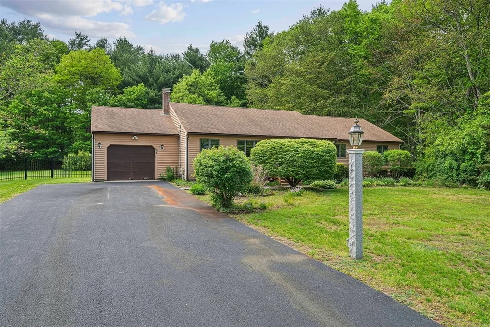 Unit for sale at 68 Cranberry Dr, Halifax, MA 02338