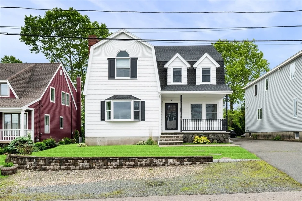 Unit for sale at 65 Prospect St, Swampscott, MA 01907