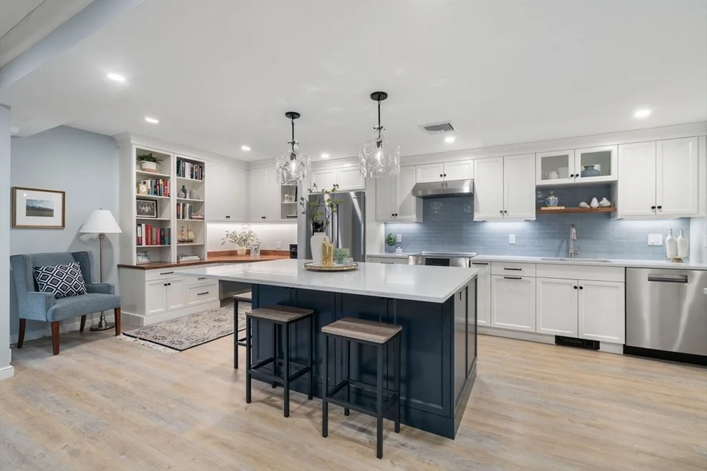 Unit for sale at 65 Grove, Wellesley, MA 02482