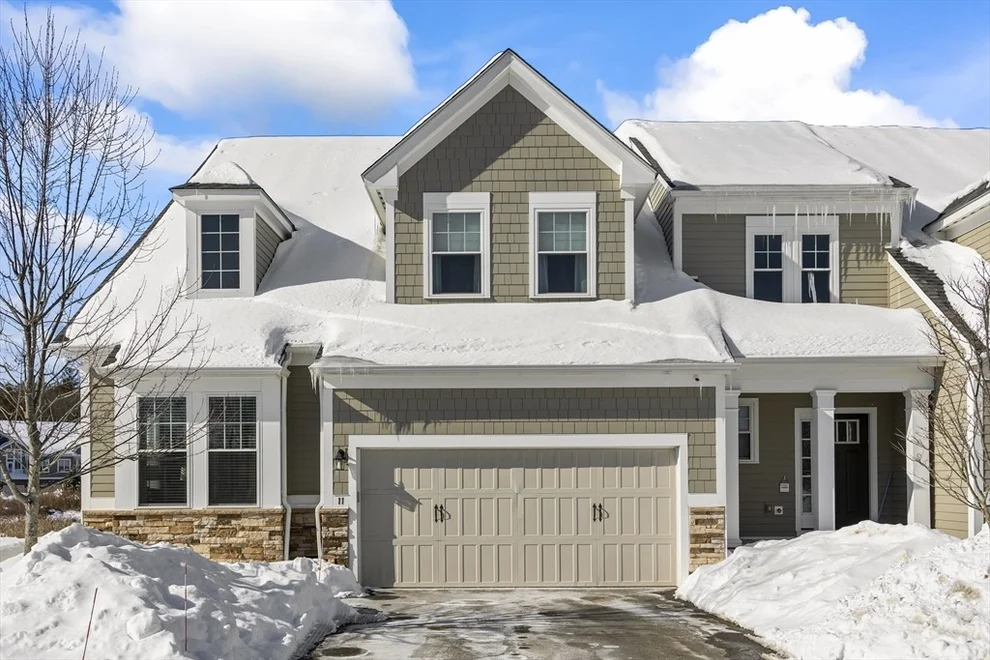 Unit for sale at 11 Farmstead Lane, Sudbury, MA 01776