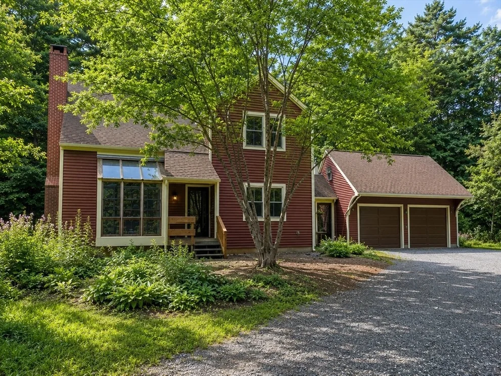Unit for sale at 707 North Ln, Granville, MA 01034