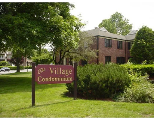 Unit for sale at 30 Pierce Rd, Watertown, MA 02472