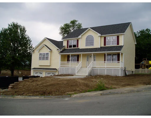 Unit for sale at 5 Apple Crest Dr., Methuen, MA 01844