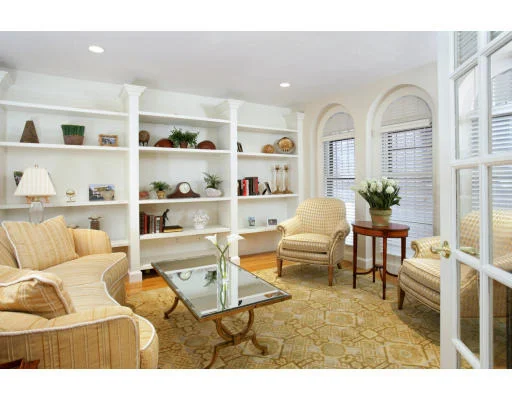 Unit for sale at 328 Dartmouth, Boston, MA 02116