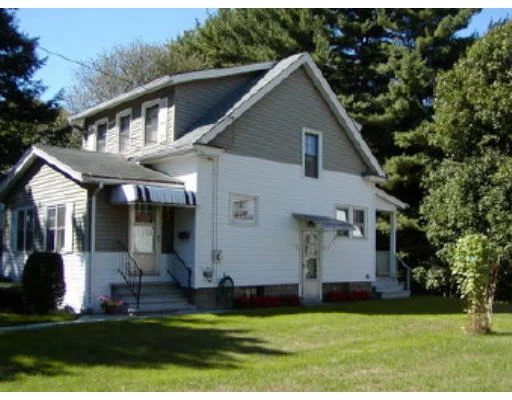 Unit for sale at 16 Swan Street, Northampton, MA 01060