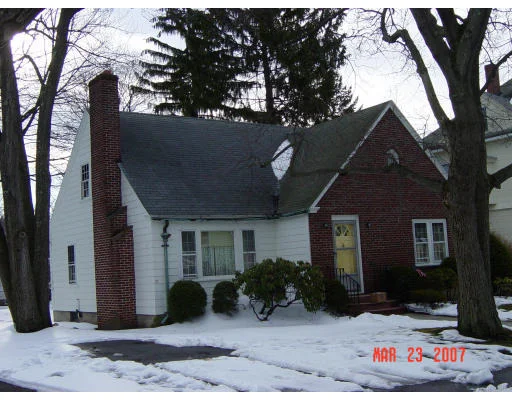 Unit for sale at 4 Vassar St, Worcester, MA 01602