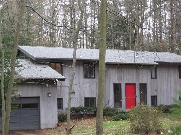 Unit for sale at 11 Overlook Dr, Amherst, MA 01002