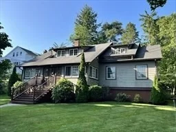 Unit for sale at 42 Locust St, Marblehead, MA 01945