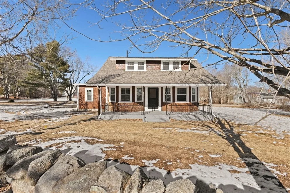 Unit for sale at 99 Bryant St, Dartmouth, MA 02747