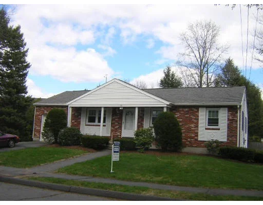Unit for sale at 40 Sonning Road, Beverly, MA 01915